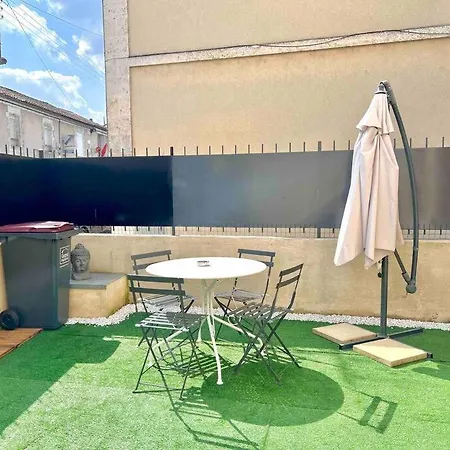 Vila Maison Avec Terrasse Cosy, 2 Chambres, Wifi, Parking