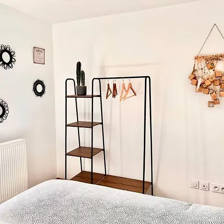 Villa Maison Avec Terrasse Cosy, 2 Chambres, Wifi, Parking *
