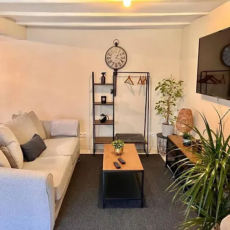 Maison Avec Terrasse Cosy, 2 Chambres, Wifi, Parking Villa *